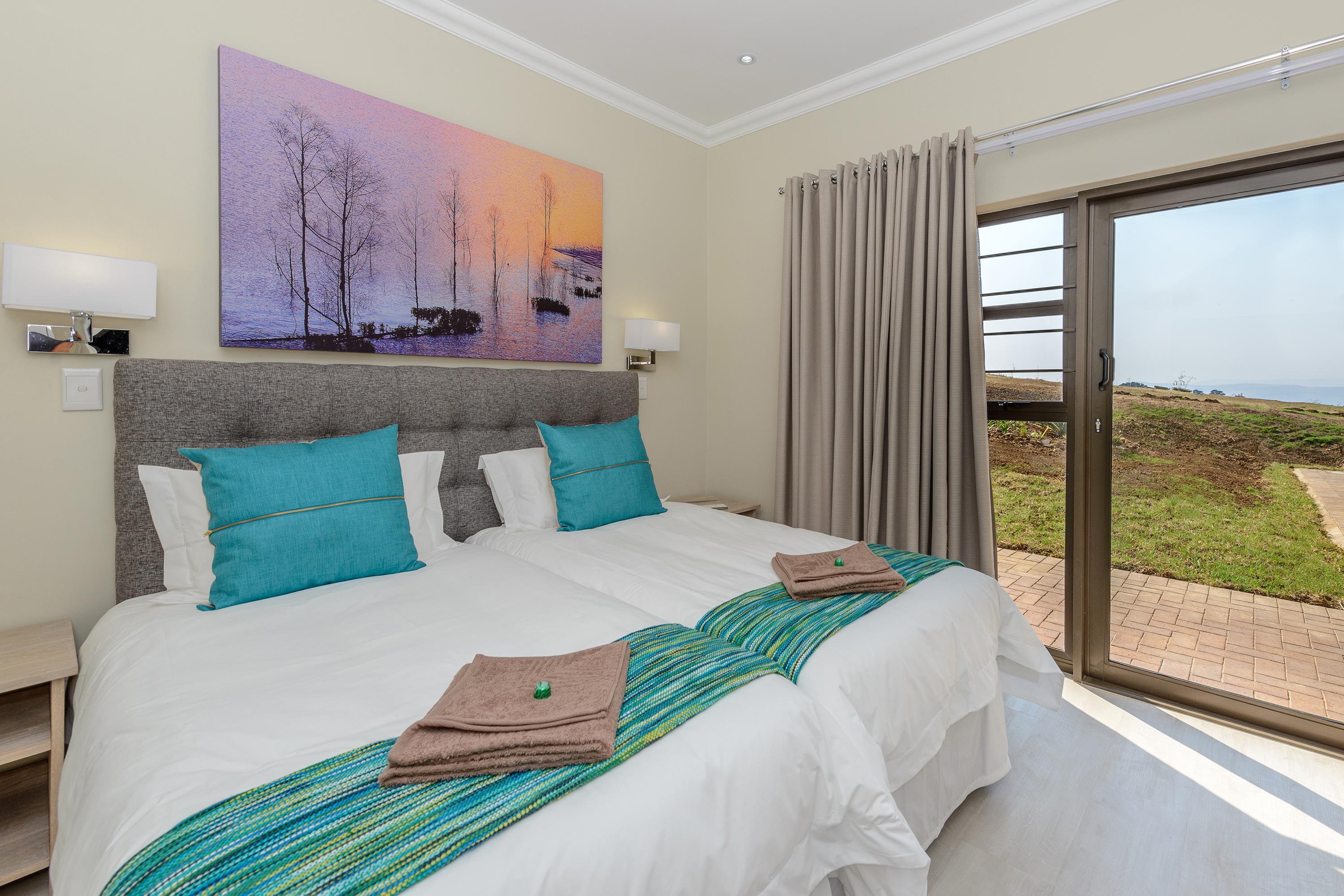 Cayley Mountain Resort Champagne Valley Exterior photo
