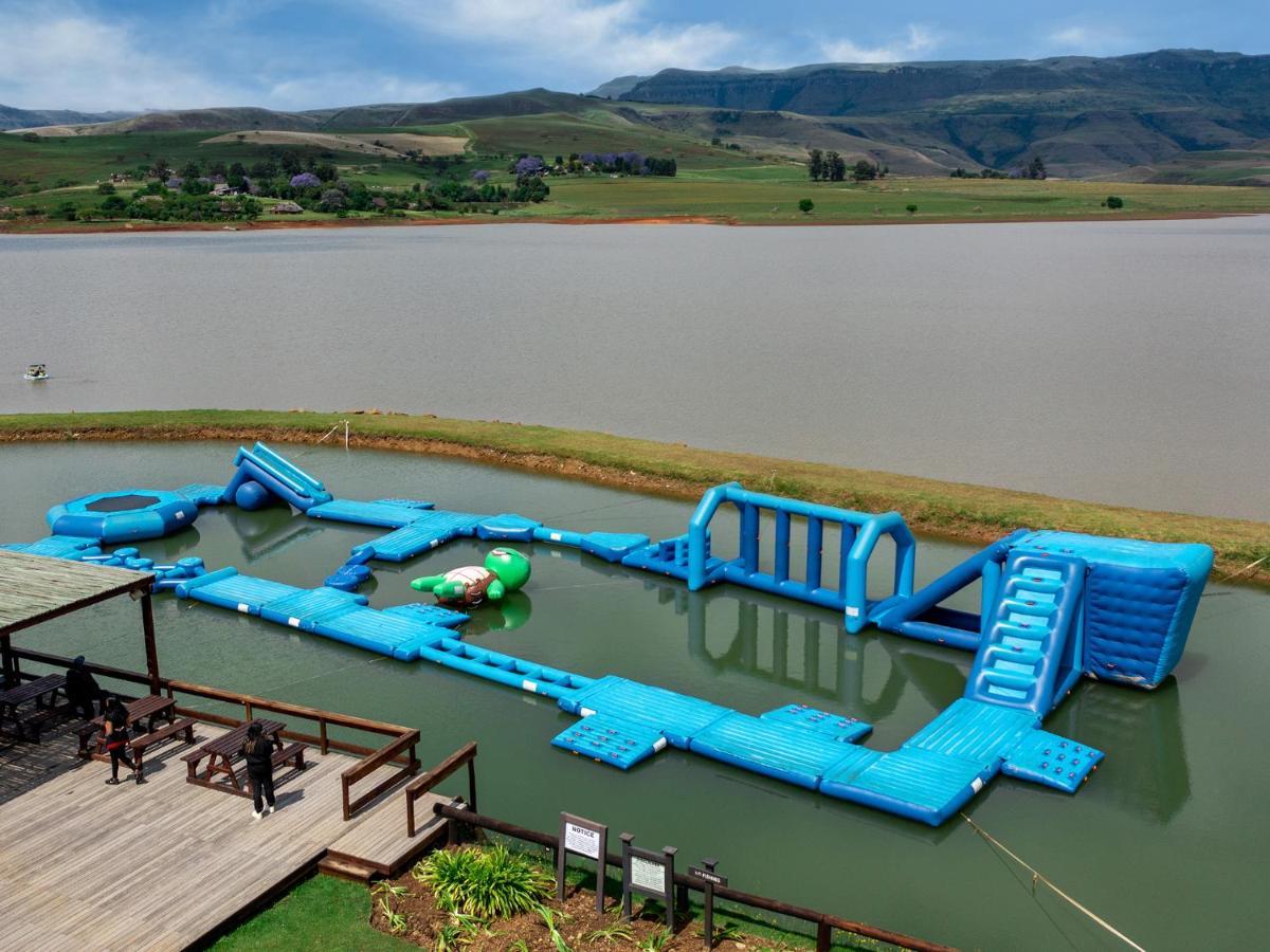 Cayley Mountain Resort Champagne Valley Exterior photo