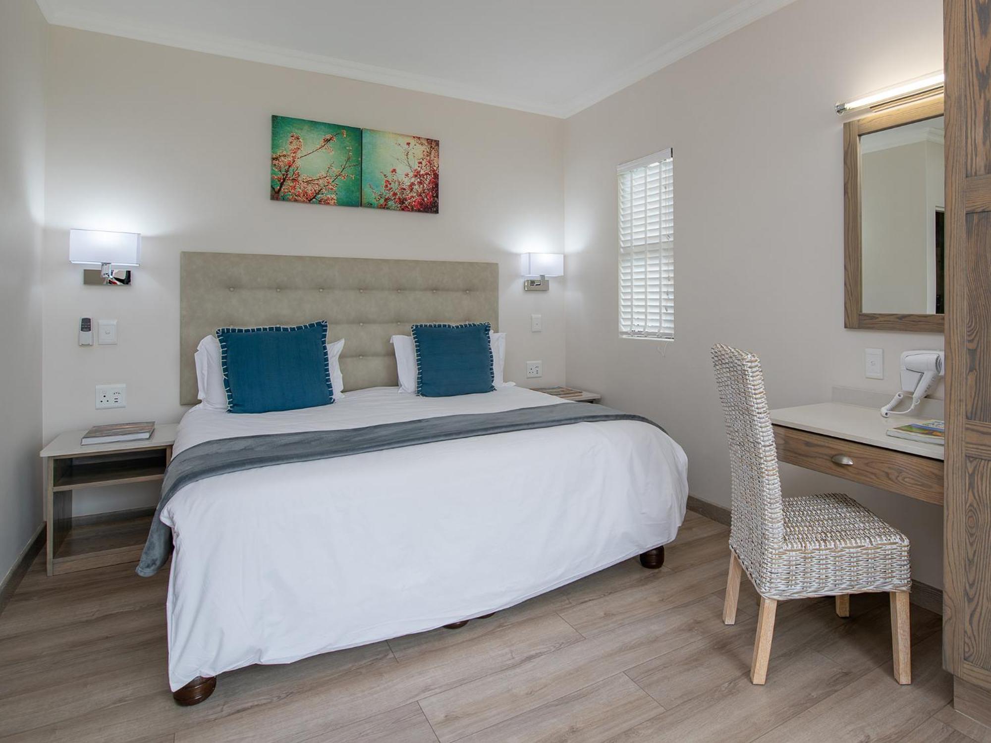 Cayley Mountain Resort Champagne Valley Room photo
