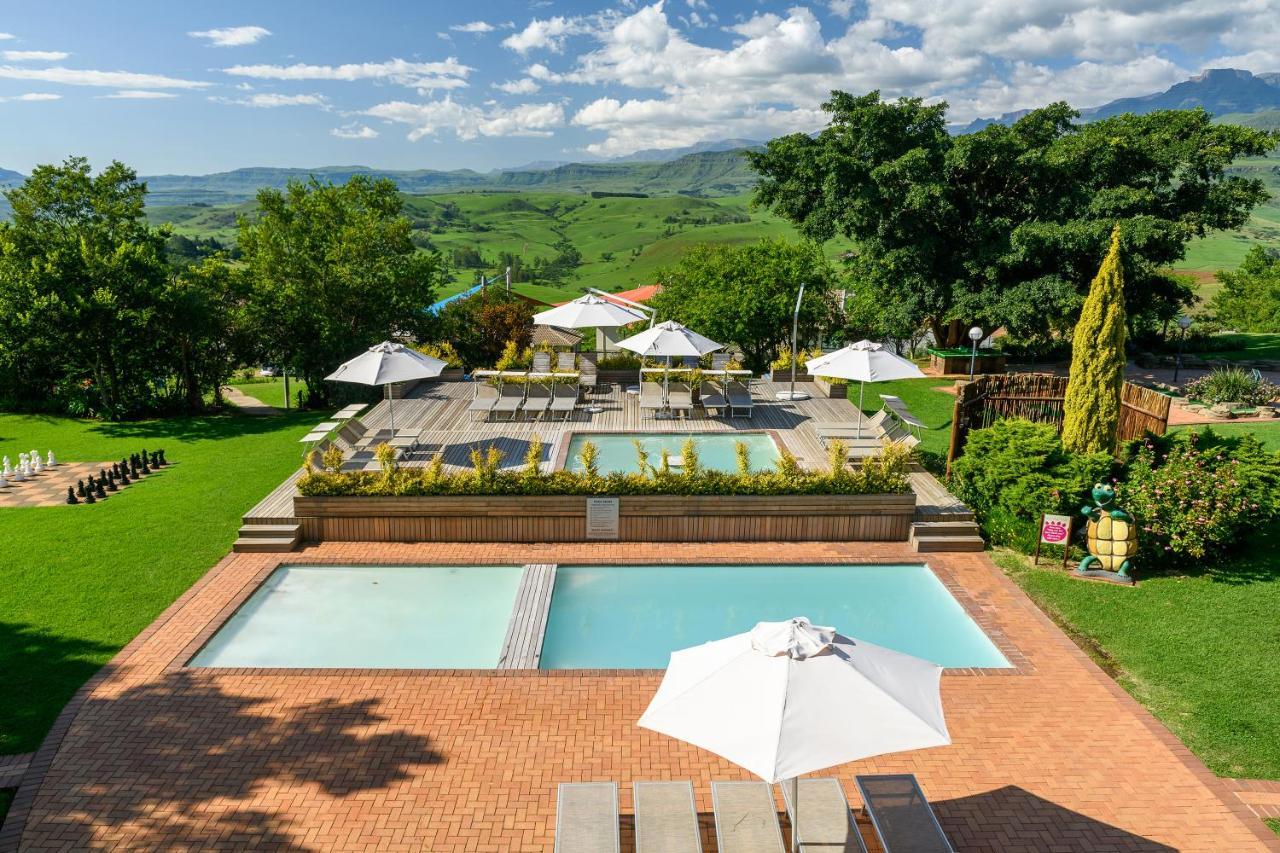 Cayley Mountain Resort Champagne Valley Exterior photo